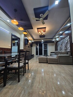 Dining area in 3 BHK Builder Floor at Sector 56 – for Rent