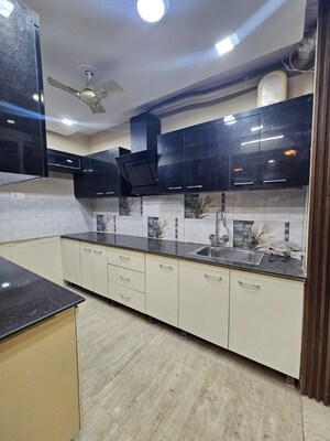 Kitchen in 3 BHK Builder Floor at Sector 56 – for Rent