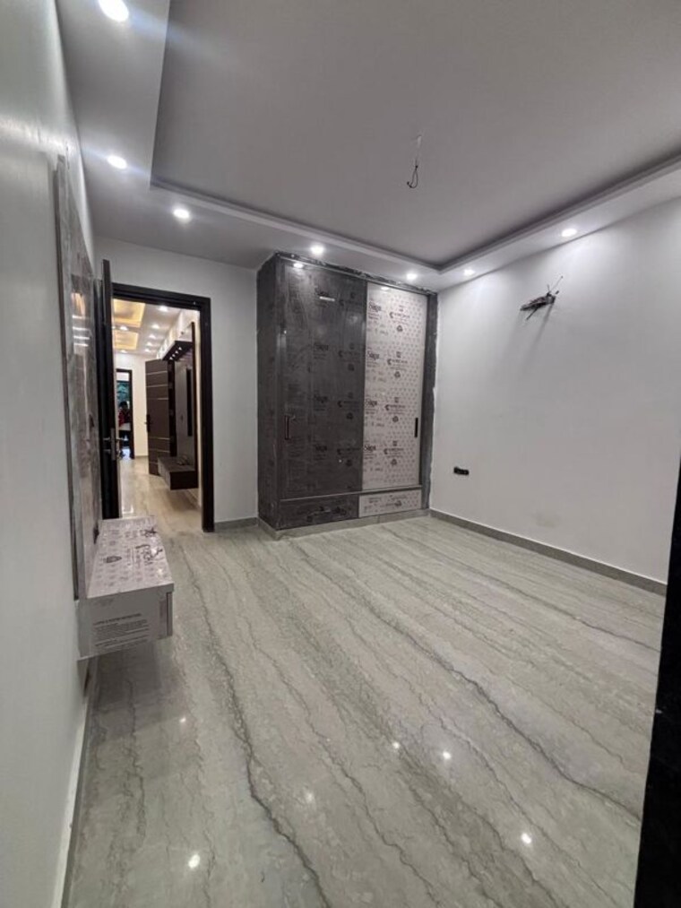 Room, outram lines 3 Bedroom 1440 Sq.Ft. Builder Floor In Outram Lines Delhi 10278782