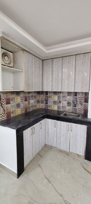 Kitchen in 2 BHK Builder Floor at Malviya Nagar – for Rent