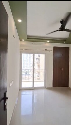 3 BHK + Extra Room Apartment For Sale in VIctoryone Amara