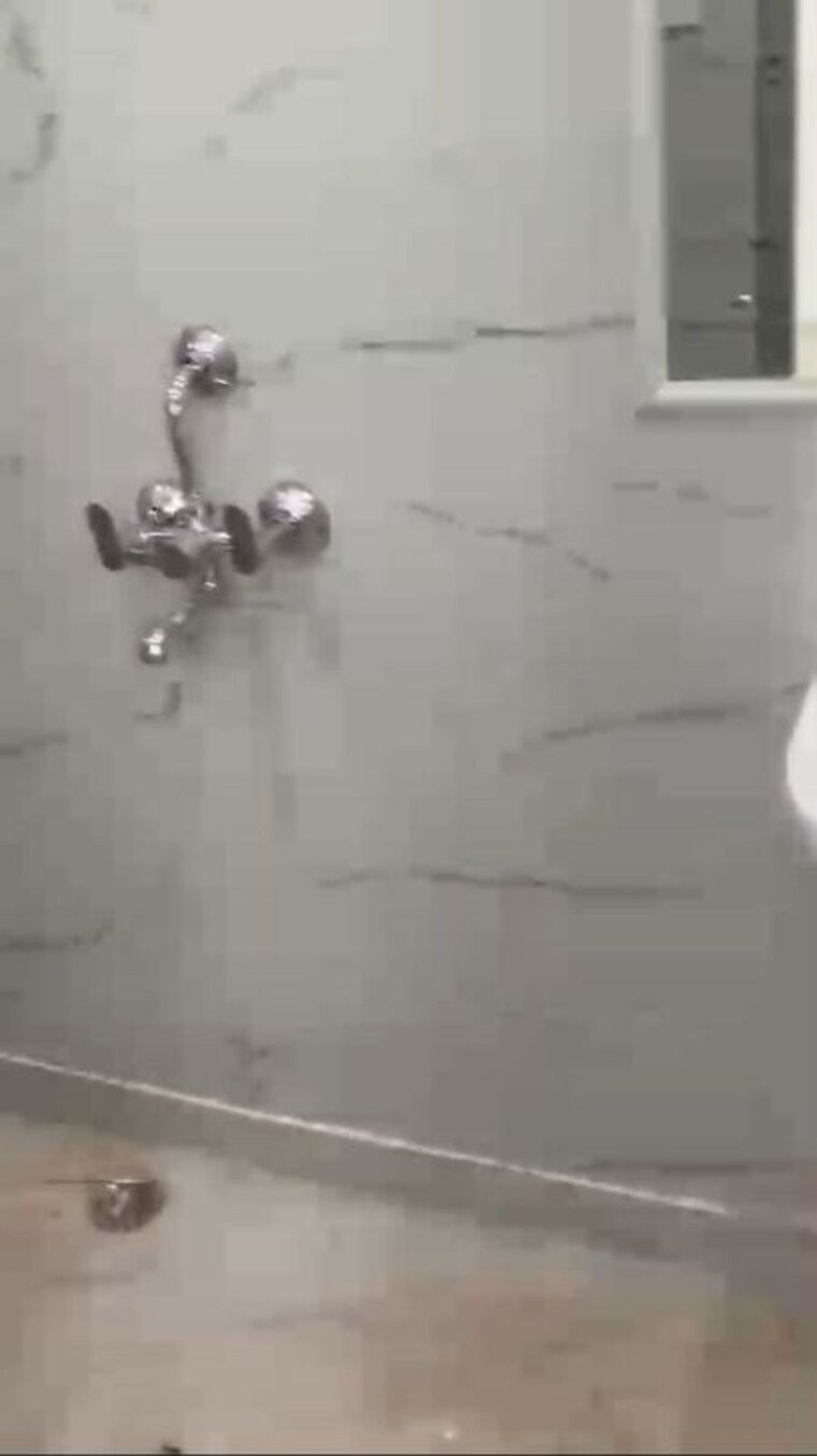 Bathroom, govindpuri 2 Bedroom 100 Sq.Yd. Independent House In Govindpuri Delhi 10268045