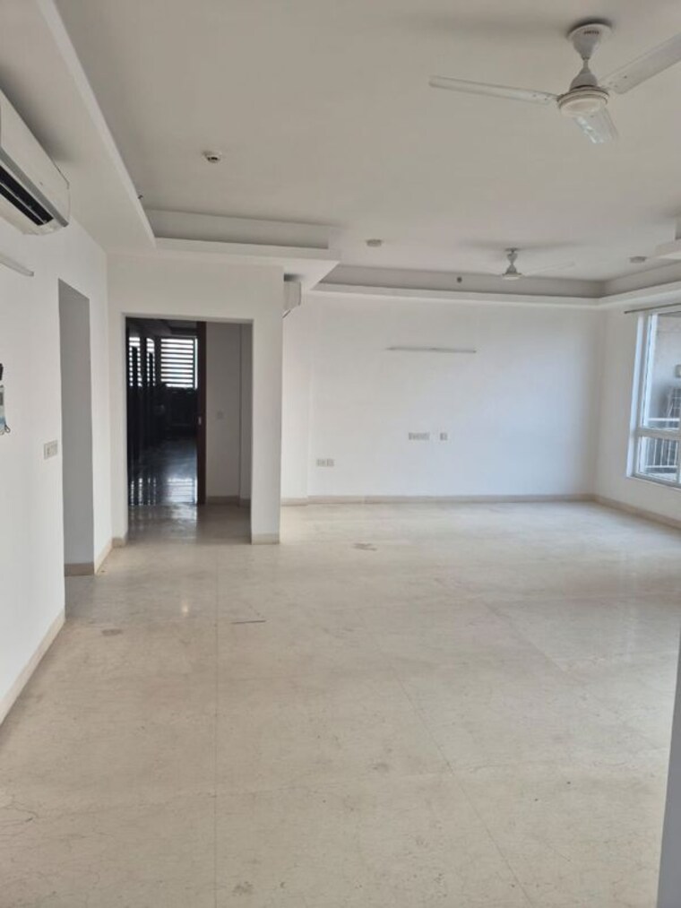 Room, puri-diplomatic-greens-phase-i 3 Bedroom 1700 Sq.Ft. Apartment In Sector 111 Gurgaon 10278829