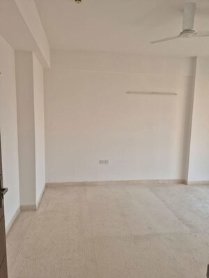 Room in 3 BHK Apartment at Puri Diplomatic Greens Phase I, Sector 111 – for Sale