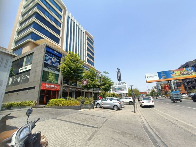 Exterior View, shilp-arista Commercial Office Space 2050 Sq.Ft. In Bodakdev Ahmedabad 10278818