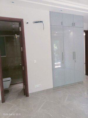 Building Lobby in 3 BHK Builder Floor at Malviya Nagar – for Rent