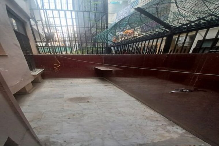 Swimming Pool, sector 43 2.5 Bedroom 161 Sq.Yd. Builder Floor In Sector 43 Gurgaon 10278779