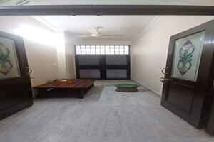 Bedroom in 2.5 BHK Builder Floor at Sector 43 – for Rent