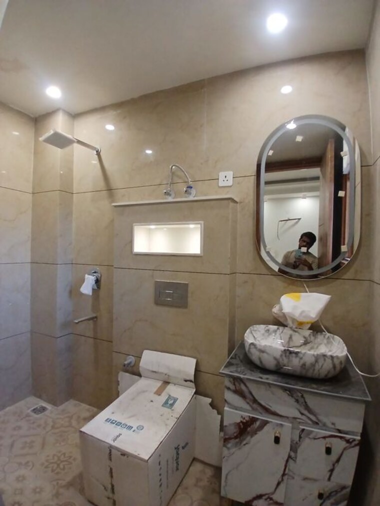 Bathroom, chattarpur 3 Bedroom 1400 Sq.Ft. Apartment In Chattarpur Delhi 10278827