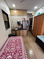 100 Sq.Ft. Pg in Girgaum Chowpatty