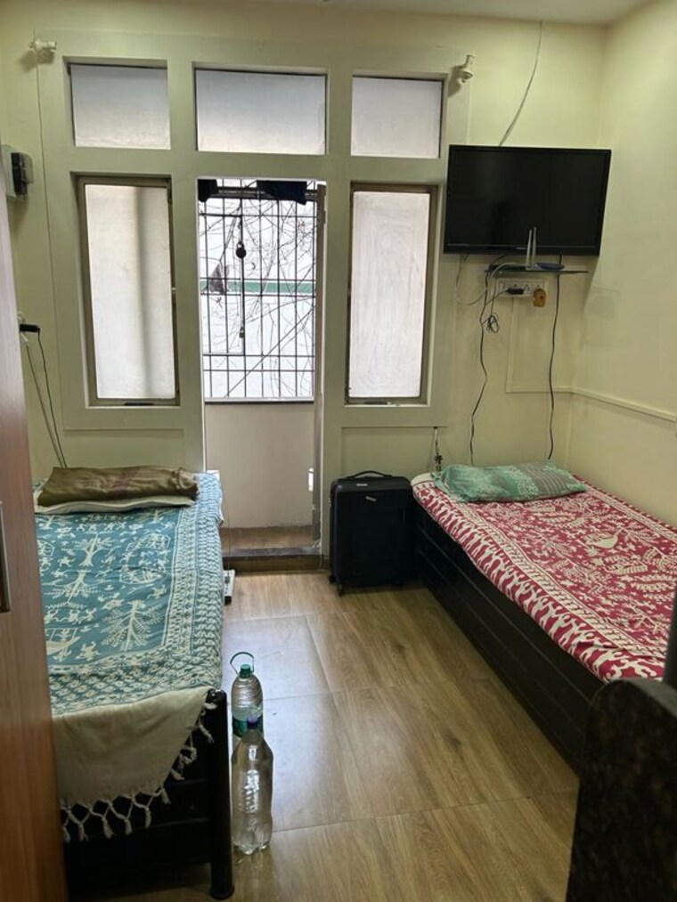 Bedroom, girgaum chowpatty Pg For Girls In Girgaum Chowpatty 10278778