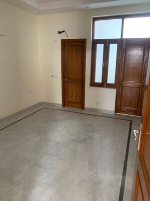Room in 3 BHK Independent House at Sector 108 – for Rent