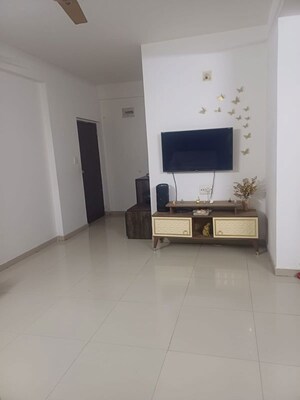 Living Room in 3 BHK Apartment at Chandkheda – for Rent