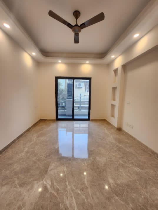 3 BHK + Pooja Room,Servant Room,Study Room,Extra Room Villa For Sale in Vasant Vihar