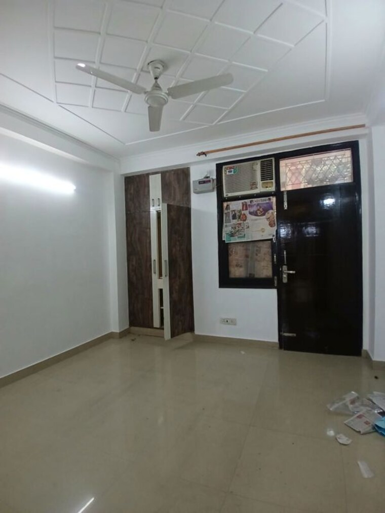 Room, chattarpur 3 Bedroom 1200 Sq.Ft. Apartment In Chattarpur Delhi 10278844