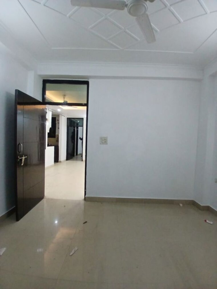 Room, chattarpur 3 Bedroom 1200 Sq.Ft. Apartment In Chattarpur Delhi 10278844