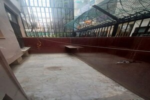 Swimming Pool in 2 BHK Builder Floor at Sector 42 – for Rent