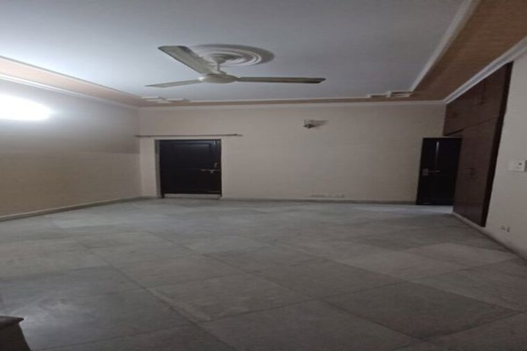 Room, sector 42 2 Bedroom 161 Sq.Ft. Builder Floor In Sector 42 Gurgaon 10278857