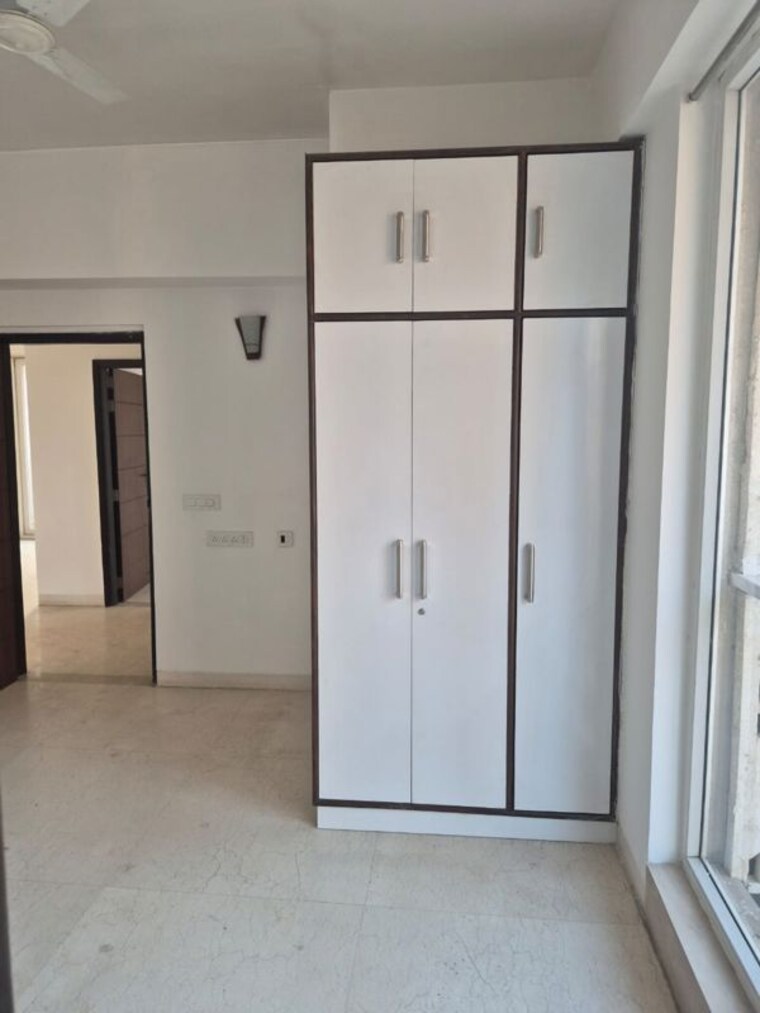 Room, puri-diplomatic-greens-phase-i 3.5 Bedroom 2237 Sq.Ft. Apartment In Sector 111 Gurgaon 10278885