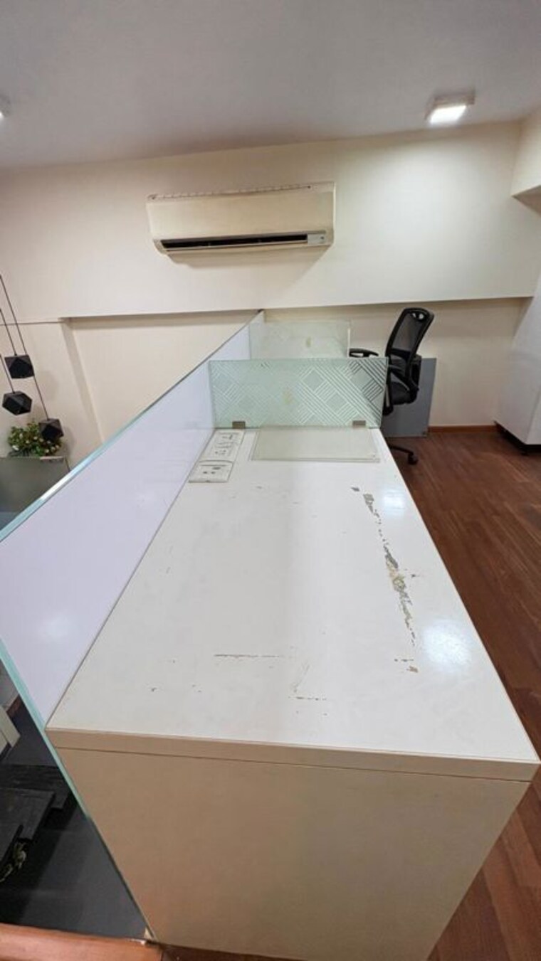 Team Area, crystal-plaza-andheri-west Commercial Office Space 380 Sq.Ft. In Andheri West Mumbai 10278879