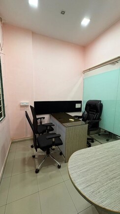 Office Space For Rent in Crystal Plaza Andheri West