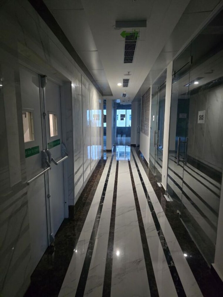 undefined, purvanchal-capital-tower Commercial Office Space 500 Sq.Ft. In Vibhuti Khand Lucknow 10278944
