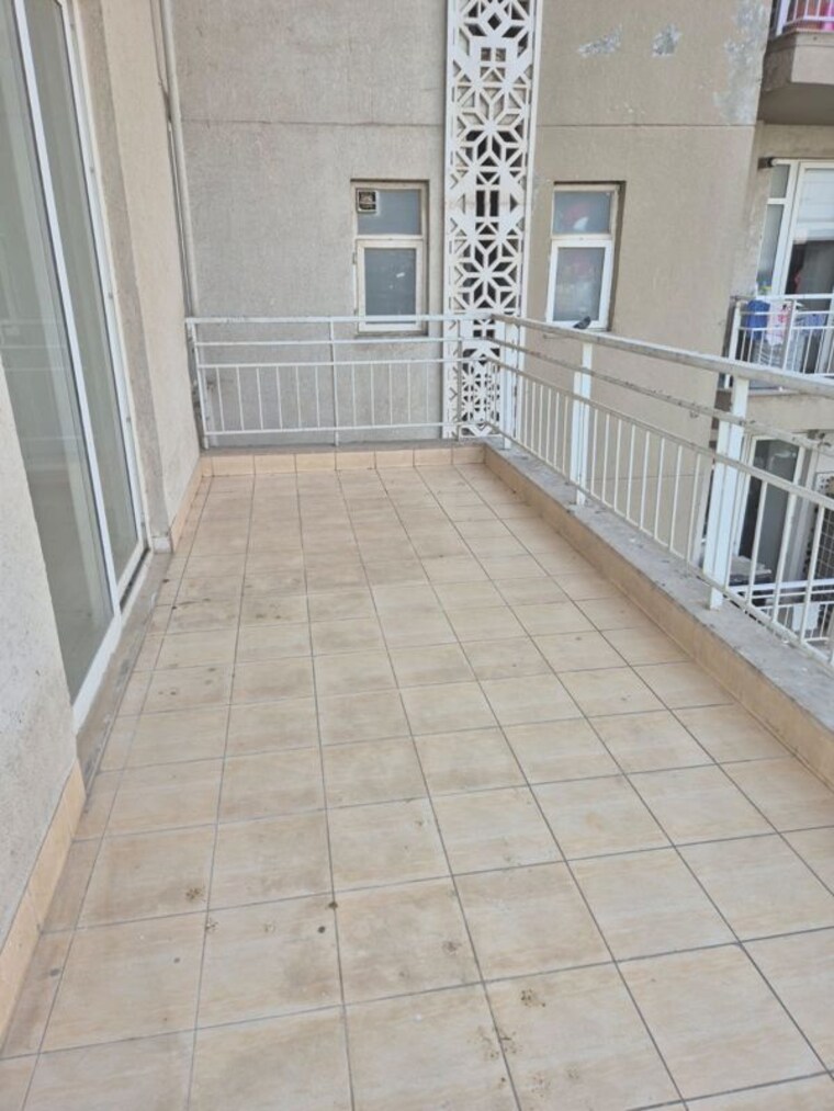 Balcony, puri-diplomatic-greens-phase-i 4 Bedroom 2950 Sq.Ft. Apartment In Sector 111 Gurgaon 10278952
