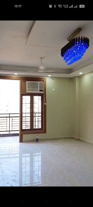 Room in 4 BHK Builder Floor at Panchsheel Vihar – for Sale