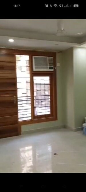 Room in 4 BHK Builder Floor at Panchsheel Vihar – for Sale