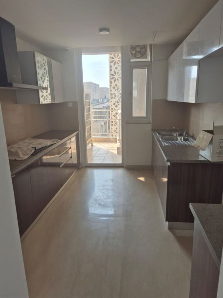 Kitchen, puri-diplomatic-greens-phase-i 4 Bedroom 2950 Sq.Ft. Apartment In Sector 111 Gurgaon 10278976