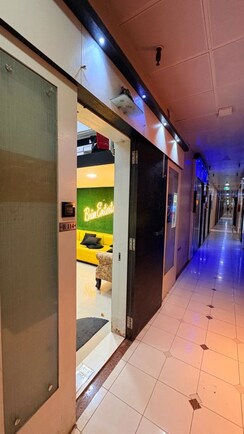 Office Space For Rent in Crystal Plaza Andheri West