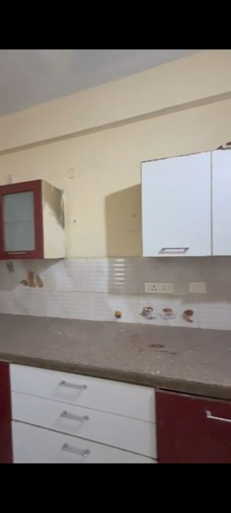 Room, vip road 3 Bedroom 1350 Sq.Ft. Apartment In Vip Road Zirakpur 10279002