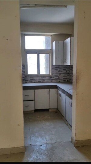 Kitchen in 2.5 BHK Apartment at SG Impressions 58, Raj Nagar Extension – for Rent