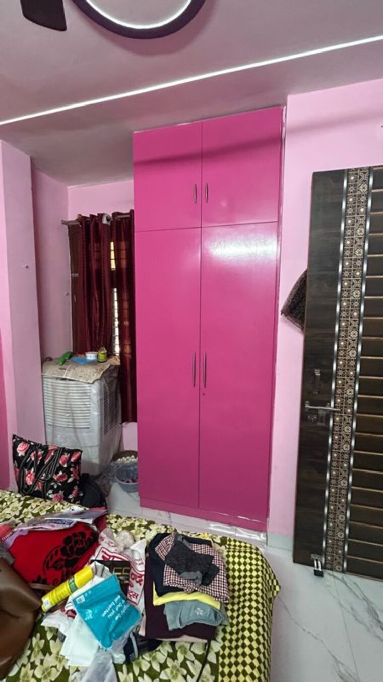 Bedroom, delta i greater noida 2 Bedroom 120 Sq.Yd. Builder Floor In Delta I Greater Noida Greater Noida 10278970