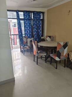 2 BHK Independent House For Rent in RWA Apartments Sector 52