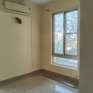 Room in 2.5 BHK Apartment at Emaar Emerald Estate, Sector 65 – for Rent