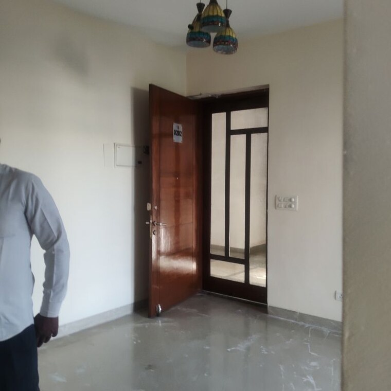 Room, emaar-emerald-estate 2.5 Bedroom 1020 Sq.Ft. Apartment In Sector 65 Gurgaon 10279041