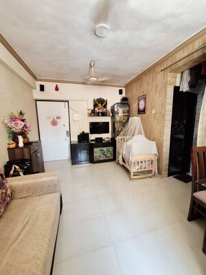 Living Room in 1 BHK Apartment at Evershine Insat CHS, Kandivali East – for Rent