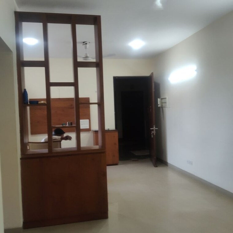 Room, emaar-emerald-estate 3.5 Bedroom 1310 Sq.Ft. Apartment In Sector 65 Gurgaon 10279060