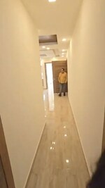 3 BHK + Extra Room 158 Sq.Yd. Builder Floor in Puri Kohinoor