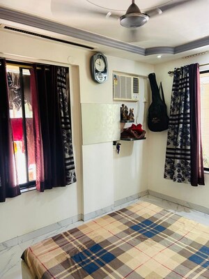 Living Room in 2.5 BHK Apartment at Kanakia Samarpan, Borivali East – for Rent