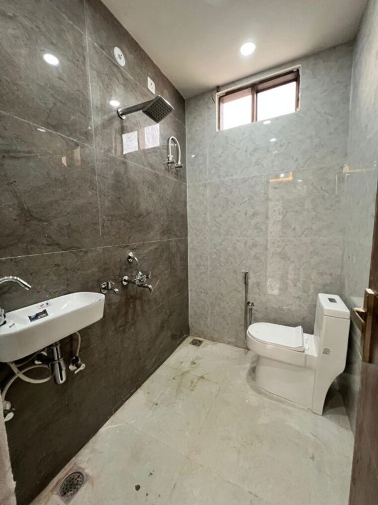 Bathroom, chinhat 3 Bedroom 1240 Sq.Ft. Villa In Chinhat Lucknow 10279062