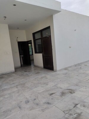 Room in 1.5 BHK Independent House at Sector 9 Panchkula – for Rent