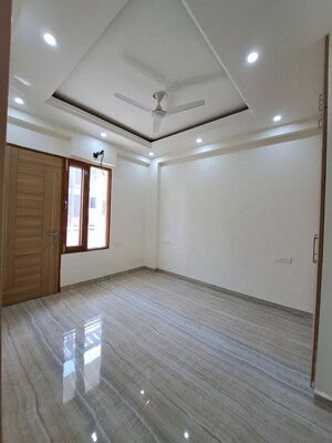 3 BHK Builder Floor For Rent in Sector 57