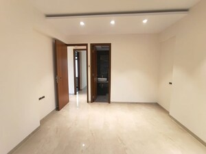 Room in 3 BHK Apartment at Ekta Crest, Chembur – for Rent