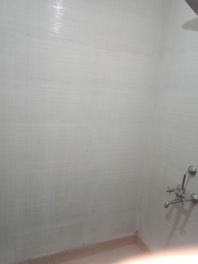 Bathroom, chattarpur 1 Bedroom 800 Sq.Ft. Builder Floor In Chattarpur Delhi 10279178