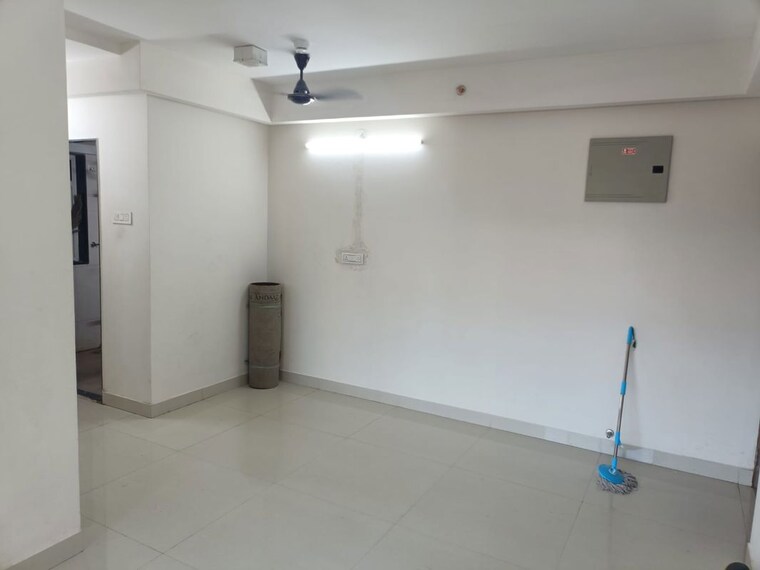 Room, bdd chawl 2 Bedroom 650 Sq.Ft. Apartment In Bdd Chawl Mumbai 10279164