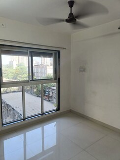 2 BHK + Store Room Apartment For Rent in BDD Chawl