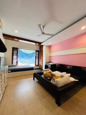 Bedroom in 3 BHK Builder Floor at Sector 57 – for Rent