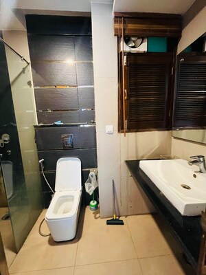 Team Area in 3 BHK Builder Floor at Sector 57 – for Rent